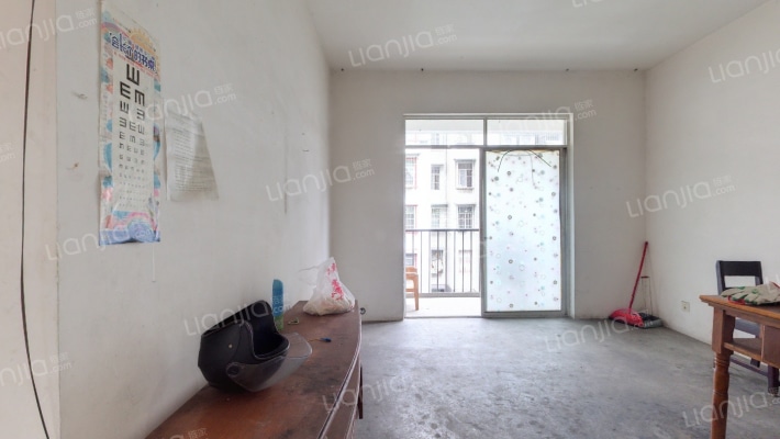 新丰镇独木社区三亚小区二手房实景图