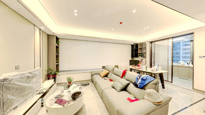 武地融创樾湖湾二手房实景图