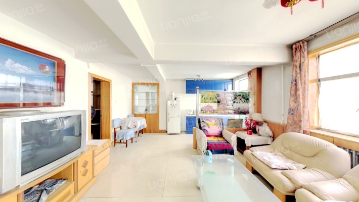 轻工厅家属院二手房实景图