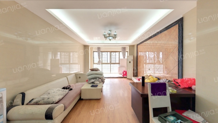 中东凯旋门二手房实景图