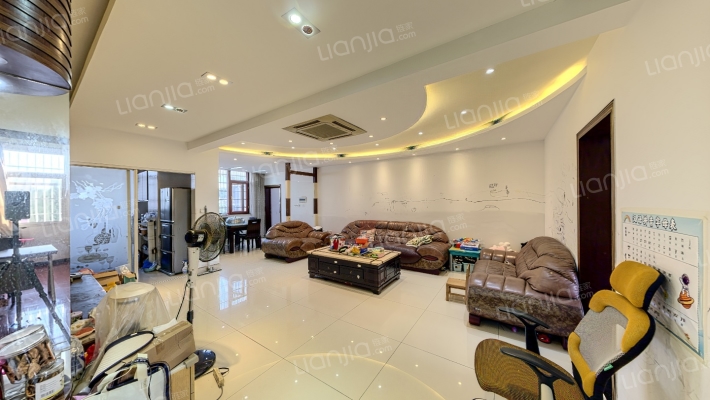 银鹰楼二手房实景图