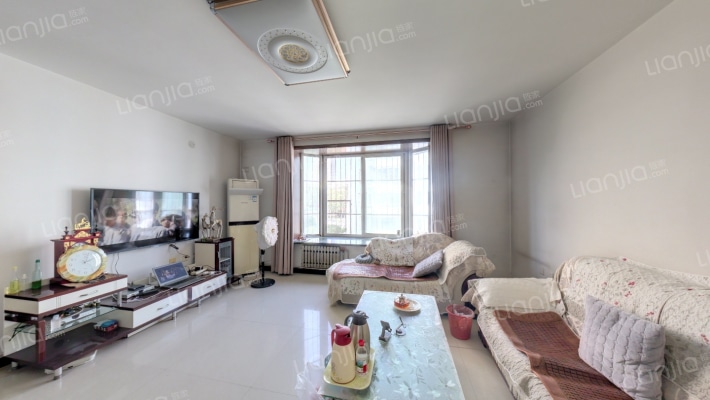 金威园家属院二手房实景图