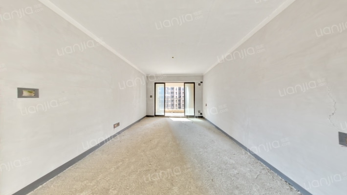 保利中央公园二手房实景图