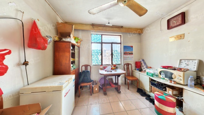 南苑街148弄小区二手房实景图