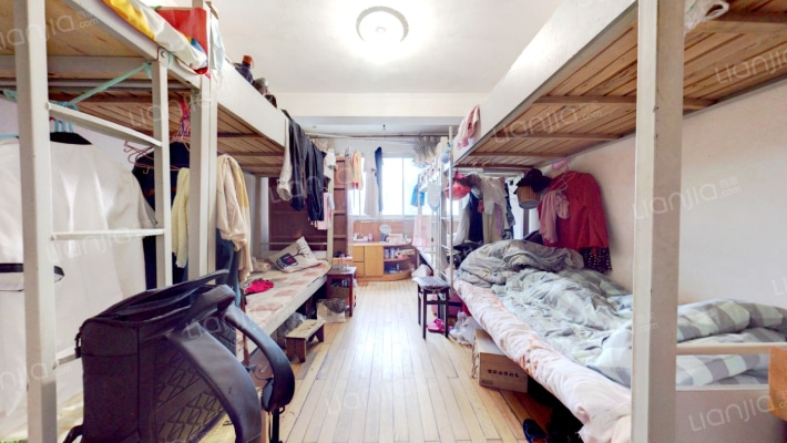 秋涛路157号二手房实景图