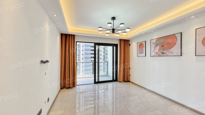 俊发彩云城辰湾二手房实景图