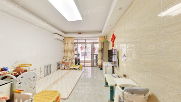 建设银行宿舍二手房实景图