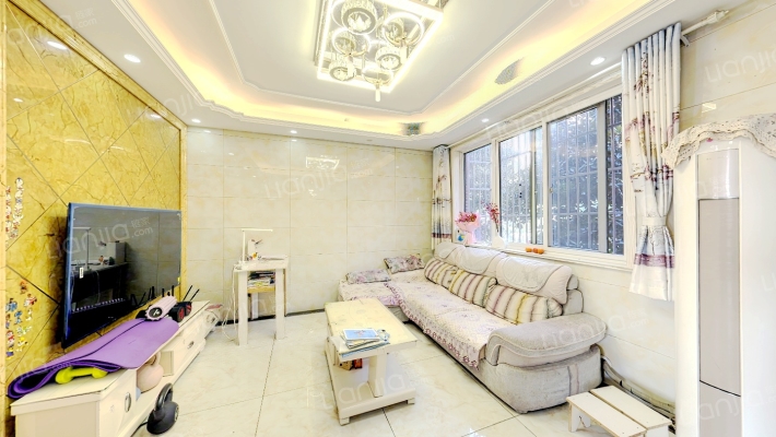 临湖社区如园二手房实景图