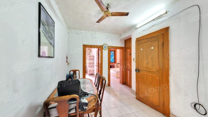 红花坡小区二手房实景图