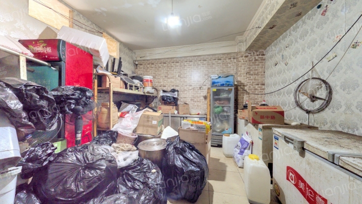 盈嘉商务公寓二手房实景图