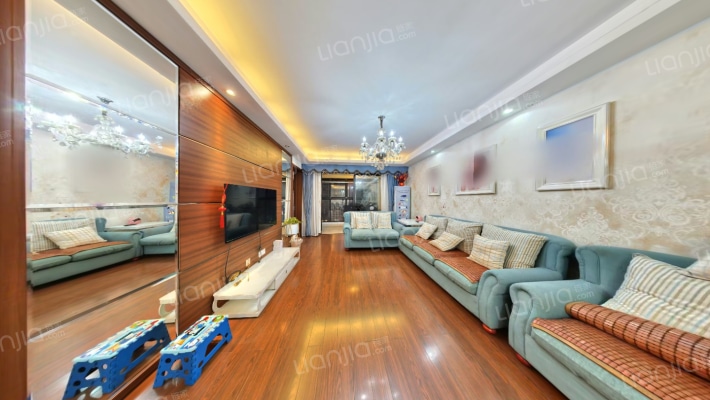 万科城二期A区二手房实景图