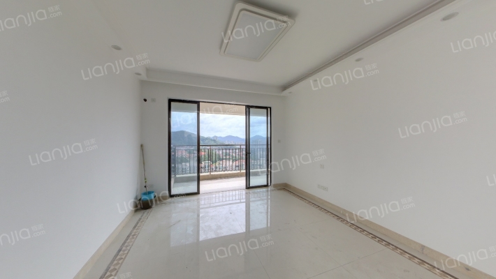 保利林语峰境二手房实景图