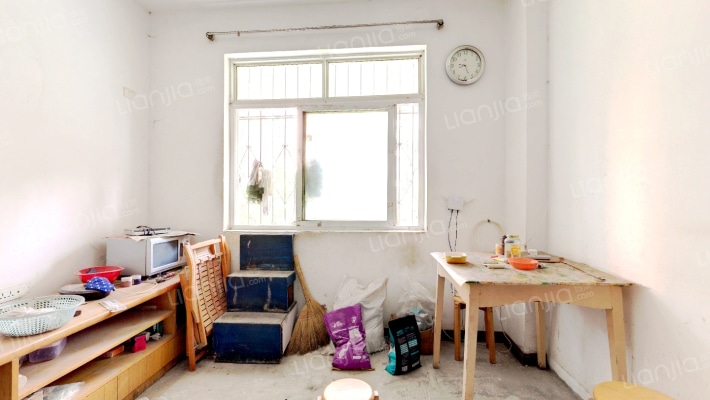 青山绿水花园二手房实景图