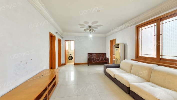 人和路6号院二手房实景图