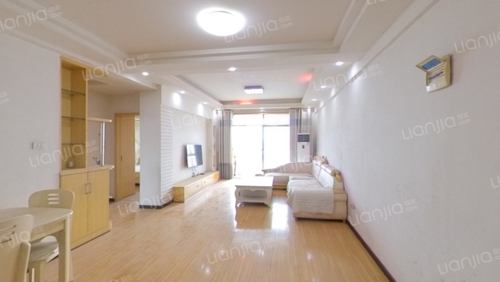 城市中央二手房实景图