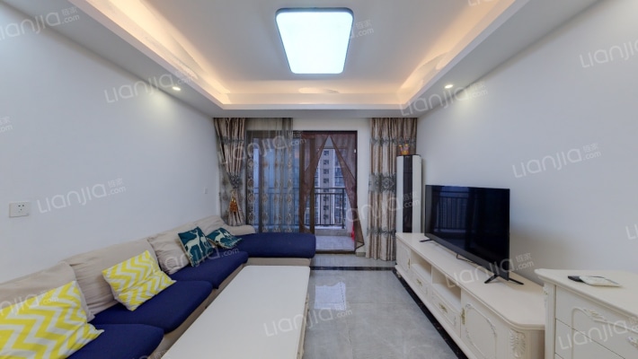 卓越蔚蓝海岸三期二手房实景图