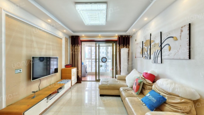 天山熙湖二手房实景图