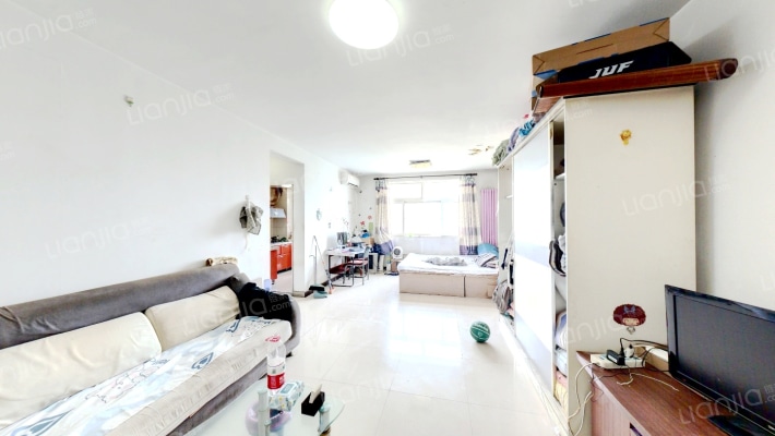 北欧小镇二手房实景图