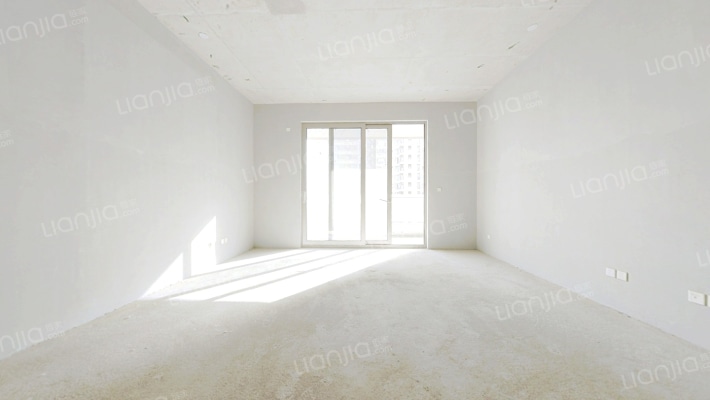 赛高悦府二手房实景图