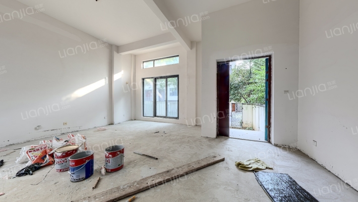 岚山别墅二手房实景图