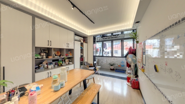 特运松柏文明小区二手房实景图