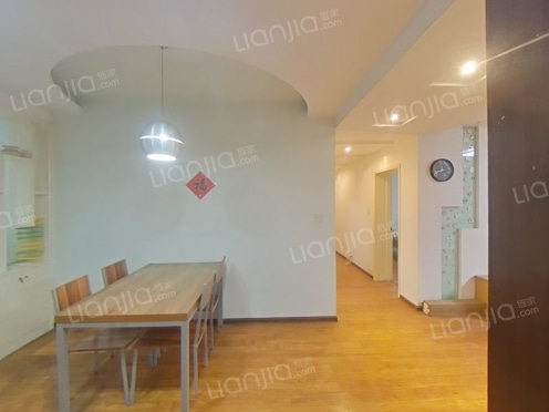 整租·鑫龙花园 4室2厅 南/北