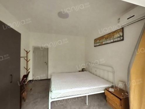 合租·琼海花园 11居室 南卧