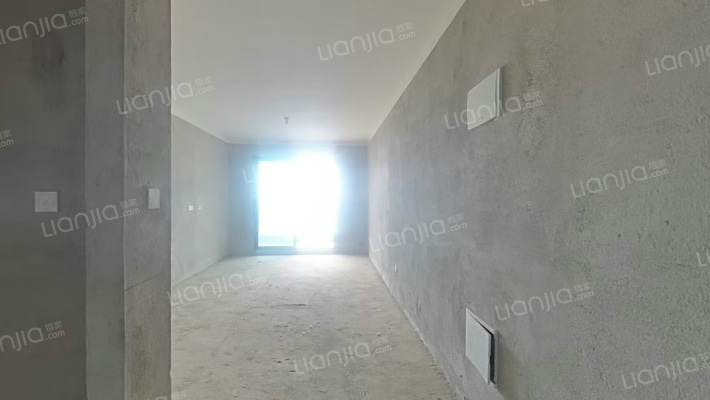 昌建荣邦望悦台二手房实景图
