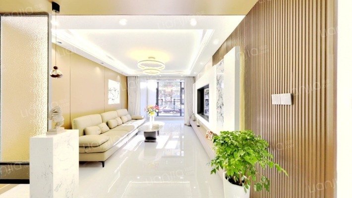 德意名典西区二手房实景图