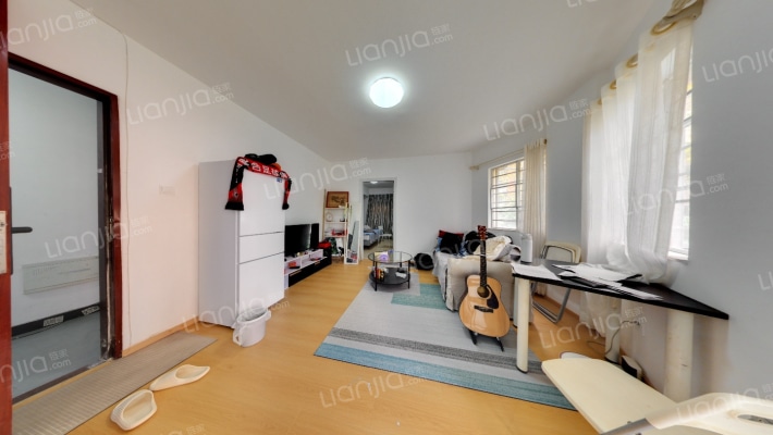 南油A区二手房实景图