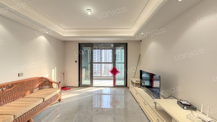 龙光越秀天皓名邸二手房实景图