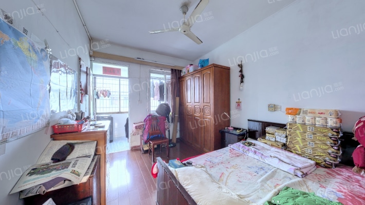 镇棉小区二手房实景图