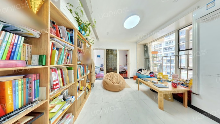 金城华庭二手房实景图