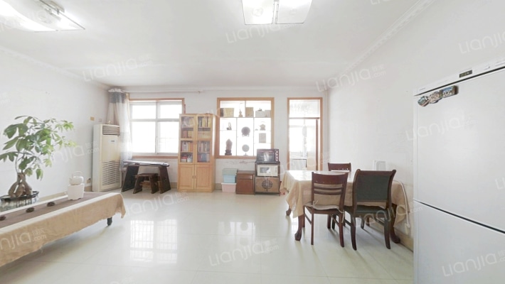 开发公司宿舍二手房实景图