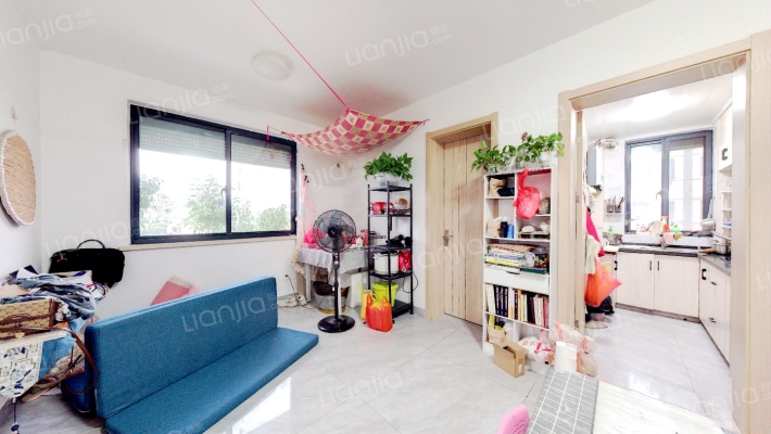 东方春锦花园二手房实景图