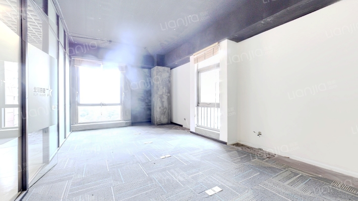 仁恒PARK二手房实景图