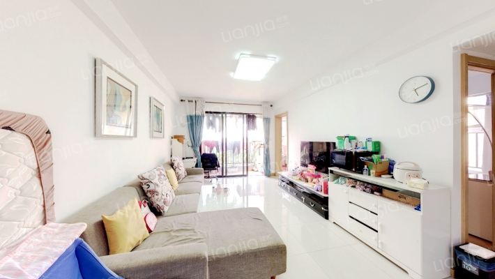 万科缤纷四季西园二手房实景图