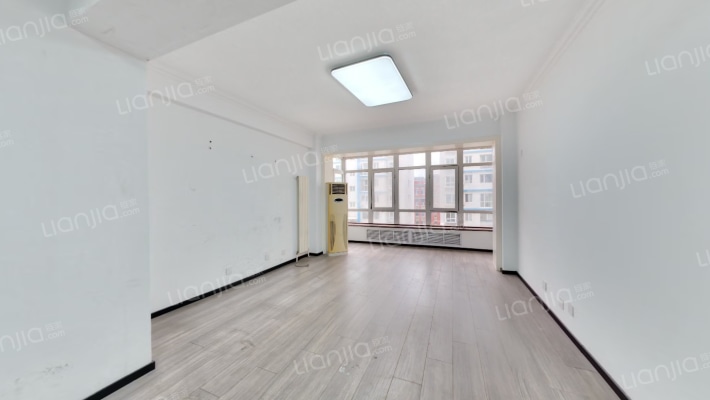 佳地花园二手房实景图