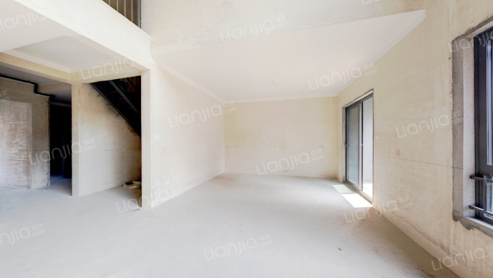 金科博翠碧蓝湾二手房实景图