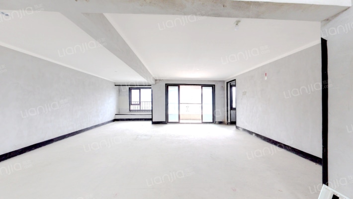 兴进•漓江郡府二手房实景图