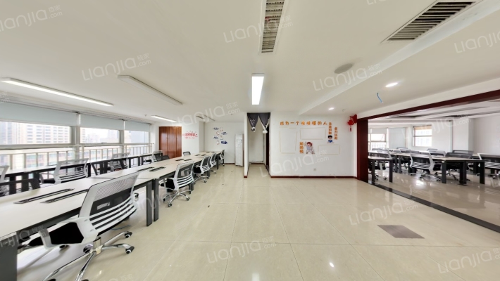 国际企业中心二手房实景图