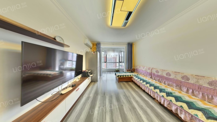 津滨滨海国际1期二手房实景图