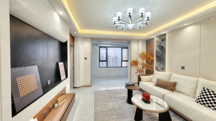 北城枫景东区二手房实景图