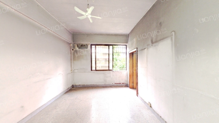 机关宿舍二手房实景图