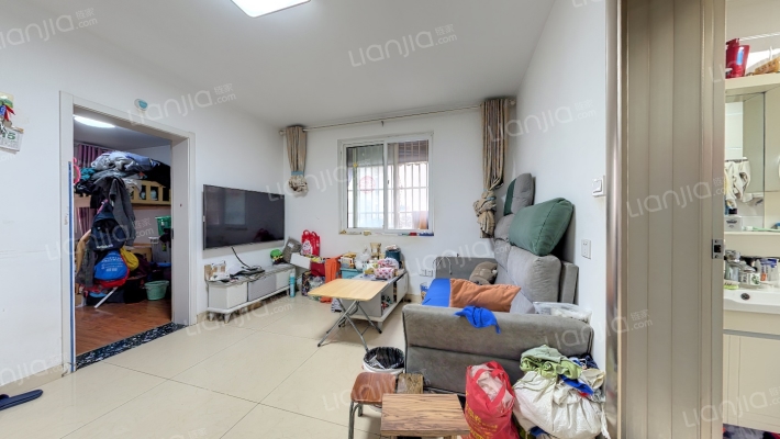 建绿新苑二手房实景图