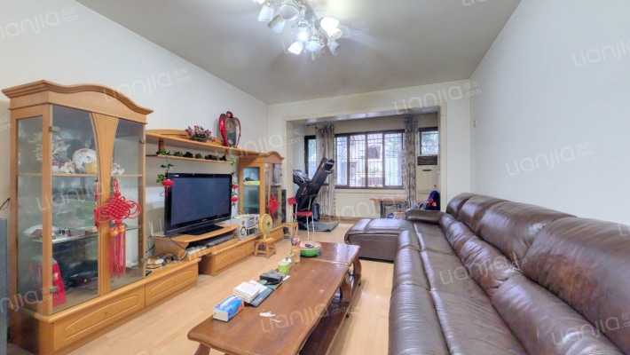 江郊公寓B座二手房实景图