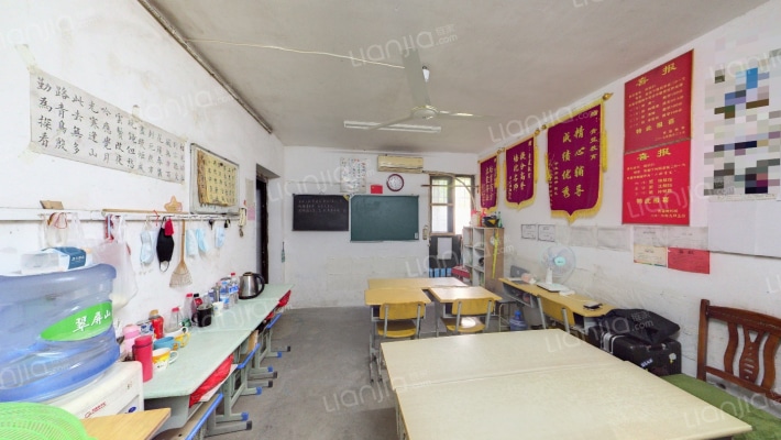 环湖苑二手房实景图