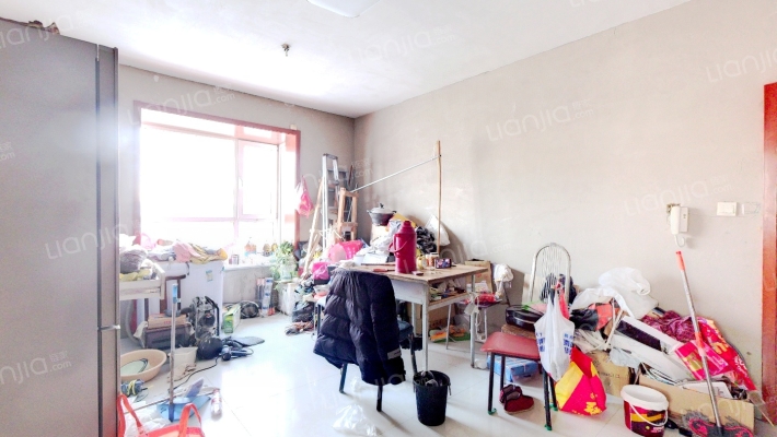 红源国际青年城二手房实景图