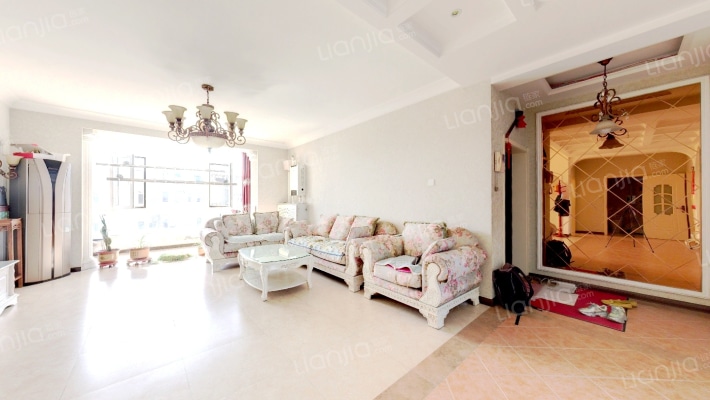 边防小区二手房实景图