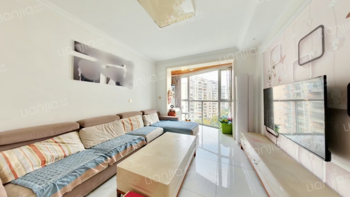 龙腾花园二手房实景图